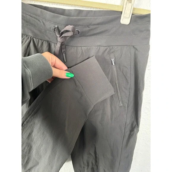Athleta Trekkie North Jogger Pants Women Size 4 Athletic‎ Travel Casual - Picture 7 of 10
